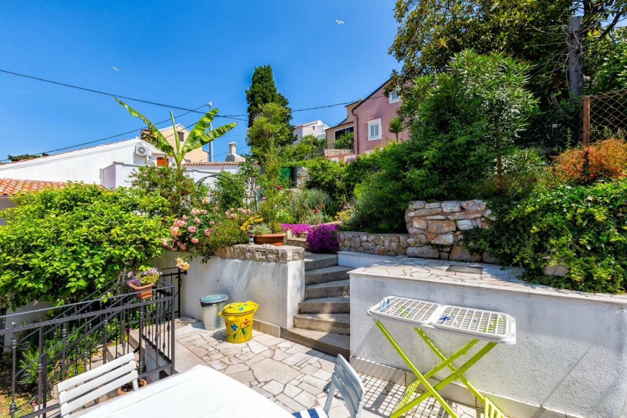Apartments Nautica, Mali Losinj Bagian luar foto