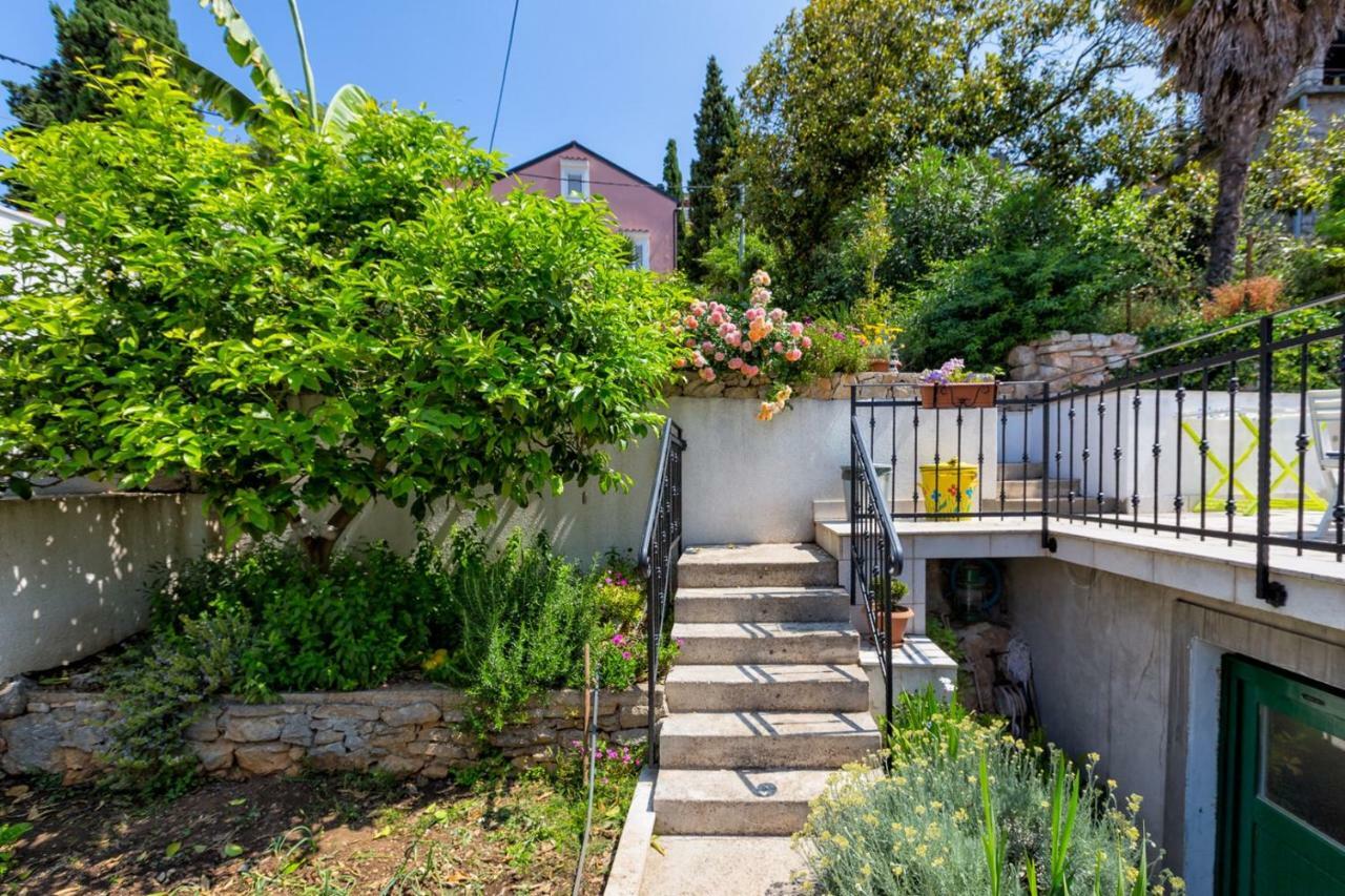 Apartments Nautica, Mali Losinj Bagian luar foto