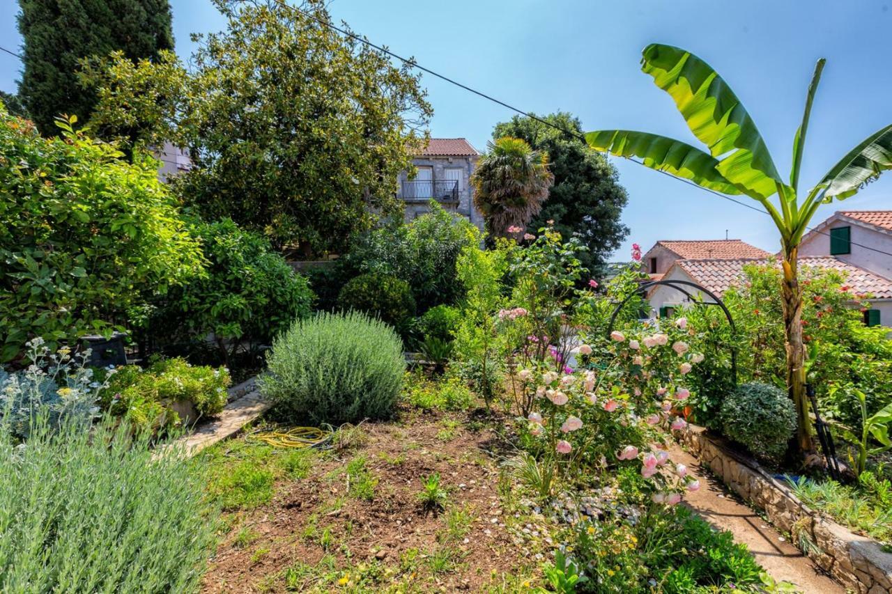 Apartments Nautica, Mali Losinj Bagian luar foto