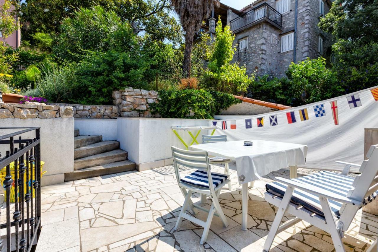 Apartments Nautica, Mali Losinj Bagian luar foto